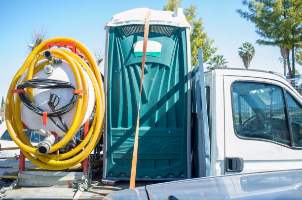 Porta potty delivery and setup in Lake Goodwin, WA